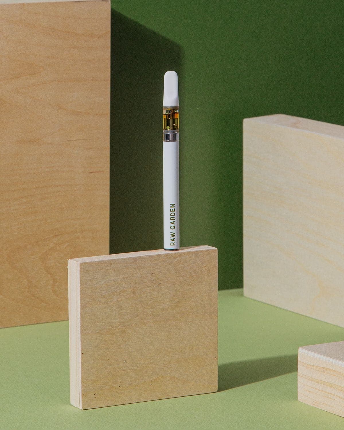 Cannabis vape cartridges and a vaporizer pen
